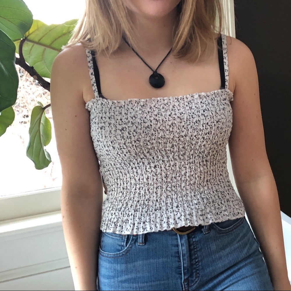 Brandy Melville Rouched Crop Top